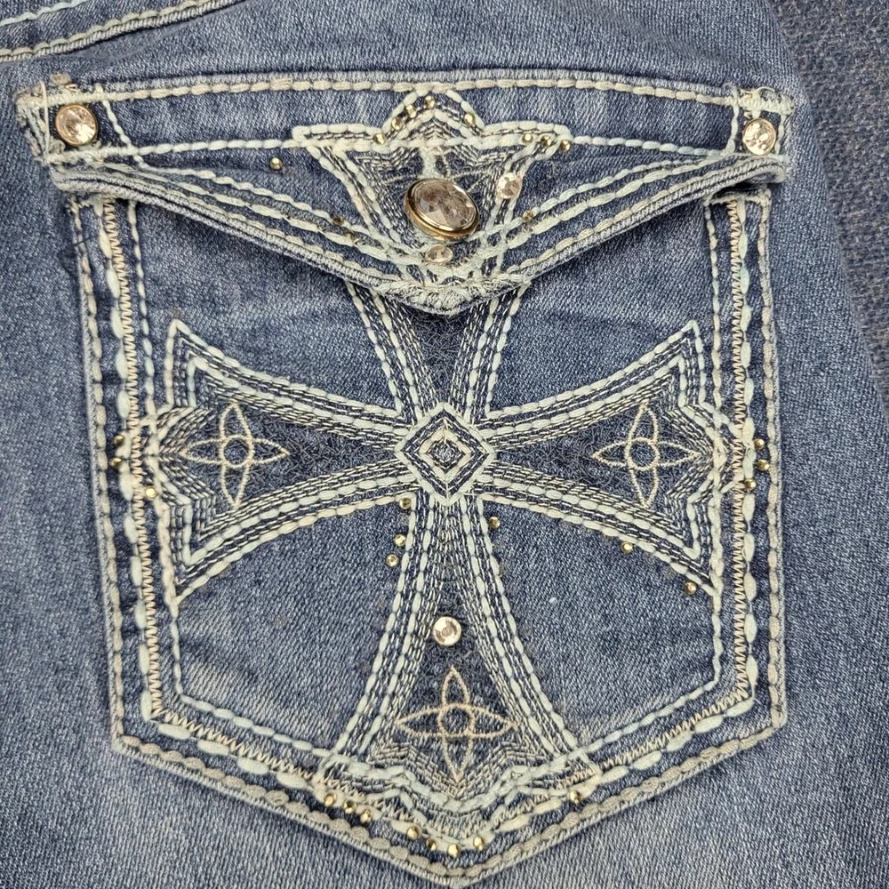 Mudd Womens Sz 15 Blue Rhinestone Cross Embroidered Flare Jeans Y2K Flap pockets